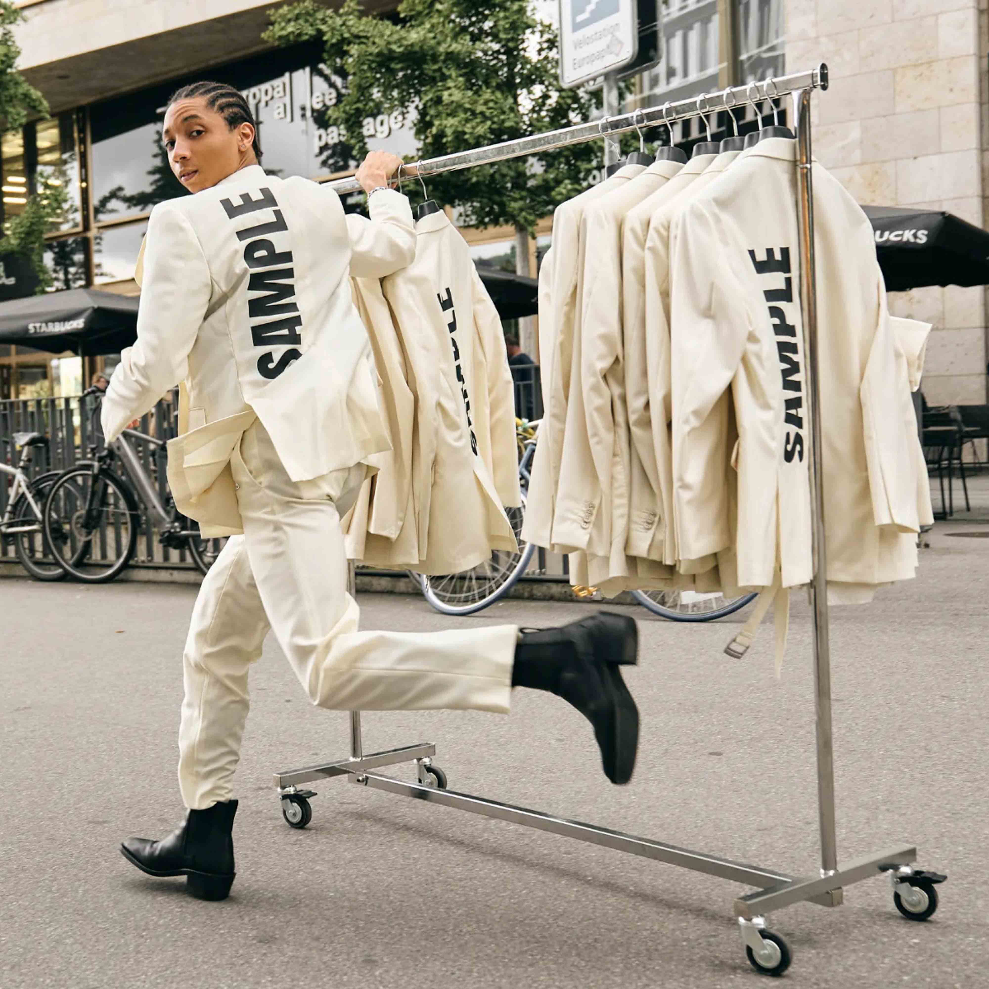 The SAMPLE Atélier - Launch Party, Art Exhibition, Fashion Runway