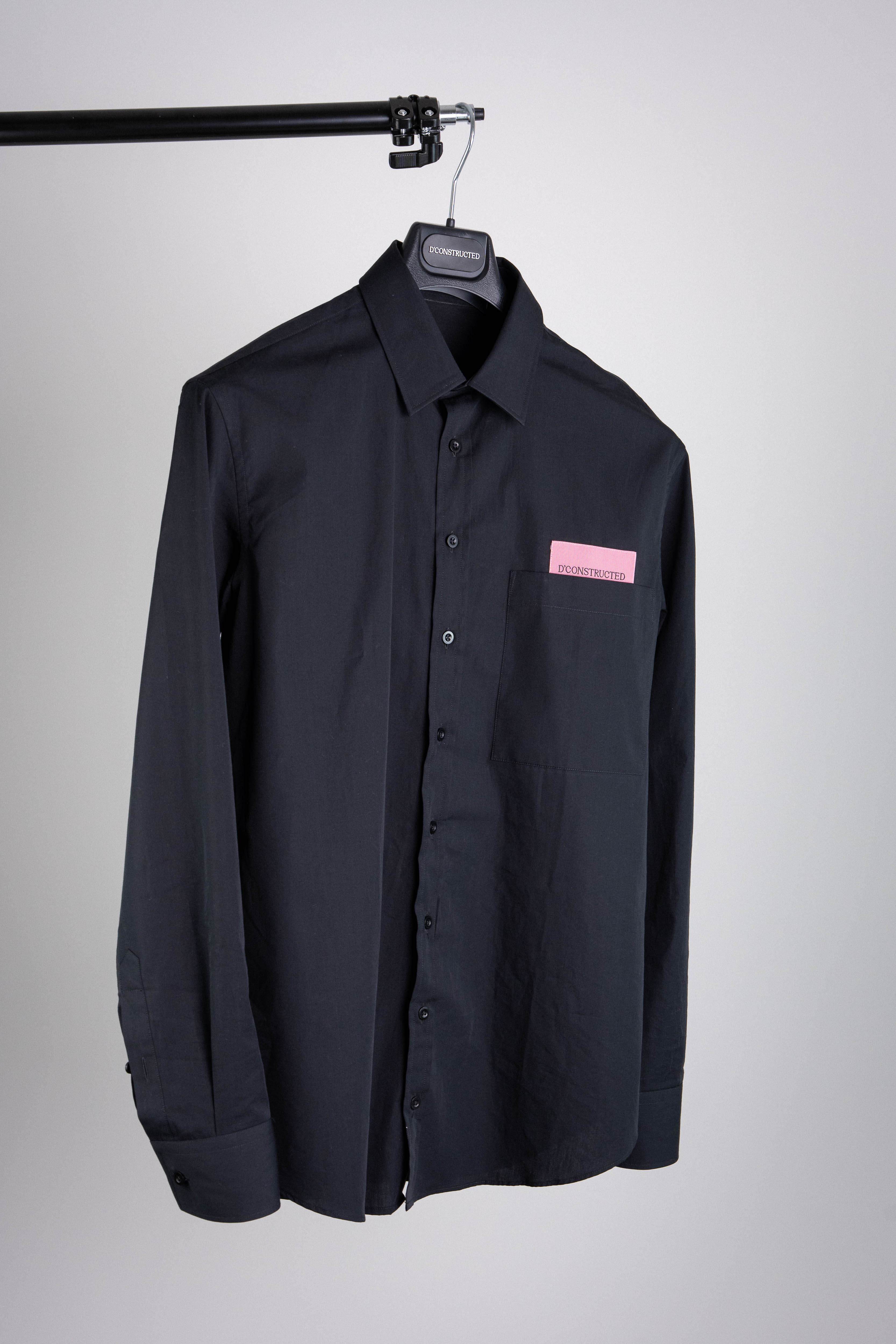 Prototyp: Button Up Schwarz